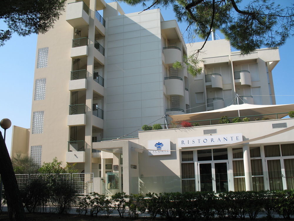 Raffaello Hotel & Mooka Restaurant Senigallia Exterior photo